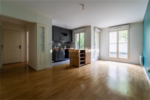t2 à la vente -   95300  PONTOISE, surface 42 m2 vente t2 - UBI448343207